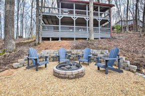 Serene Cabin Getaway with 2 Decks and Mountain Views!